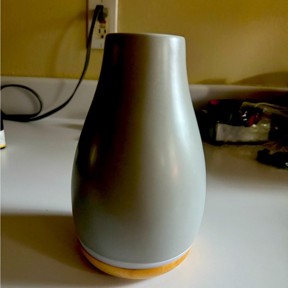 HoMedics Essential Oil Diffuser - Picture 1 of 9